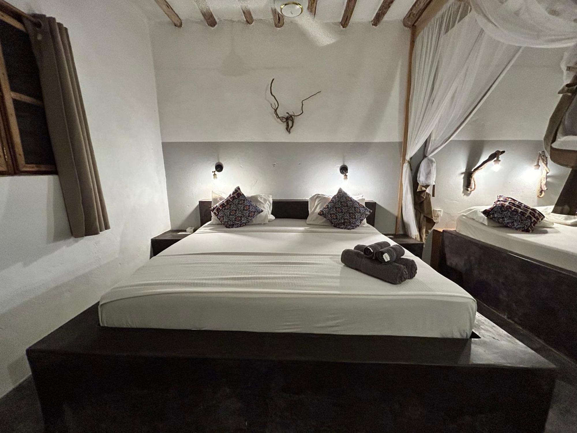Bahari Beach Bungalows ジャンビアニ エクステリア 写真